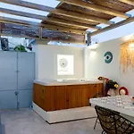 度假居 Antigone Traditional House *