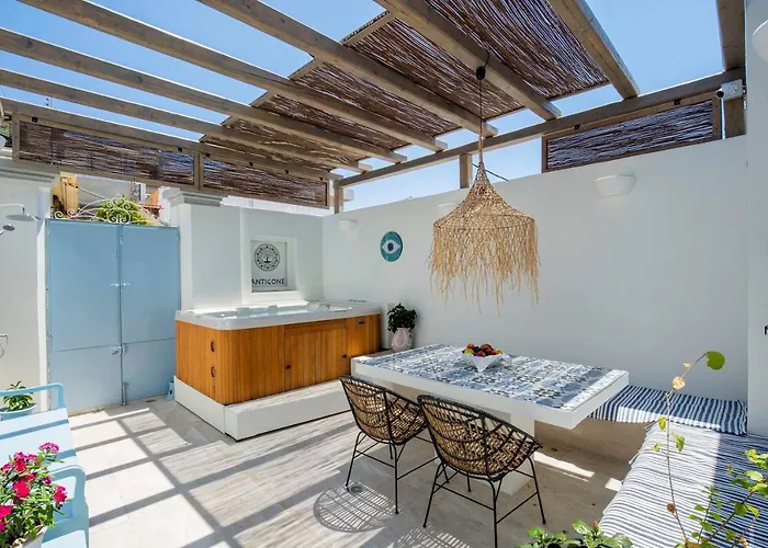 Antigone Traditional House