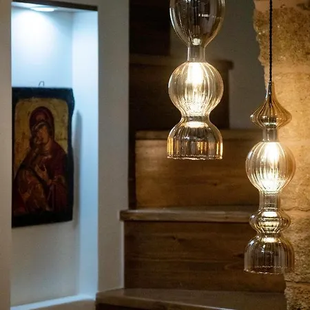 Antigone Traditional House Nyaraló