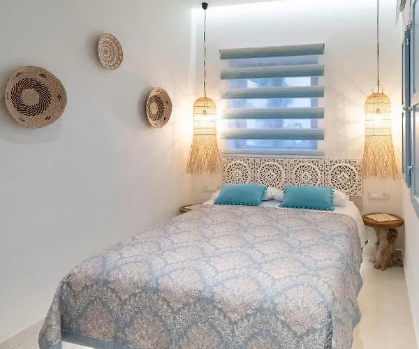 بيت للعطل Antigone Traditional House *