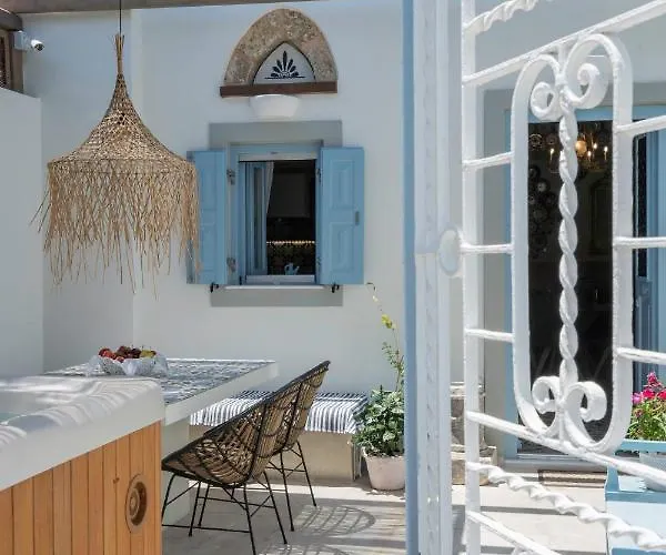 Antigone Traditional House